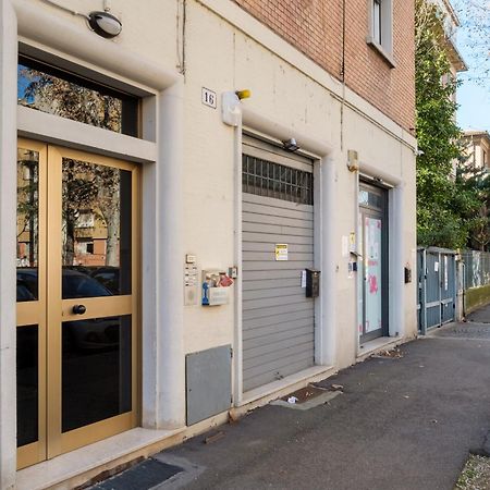 Scandellari Apartments - Stylish Stay For Two Guests Bolonha Exterior foto