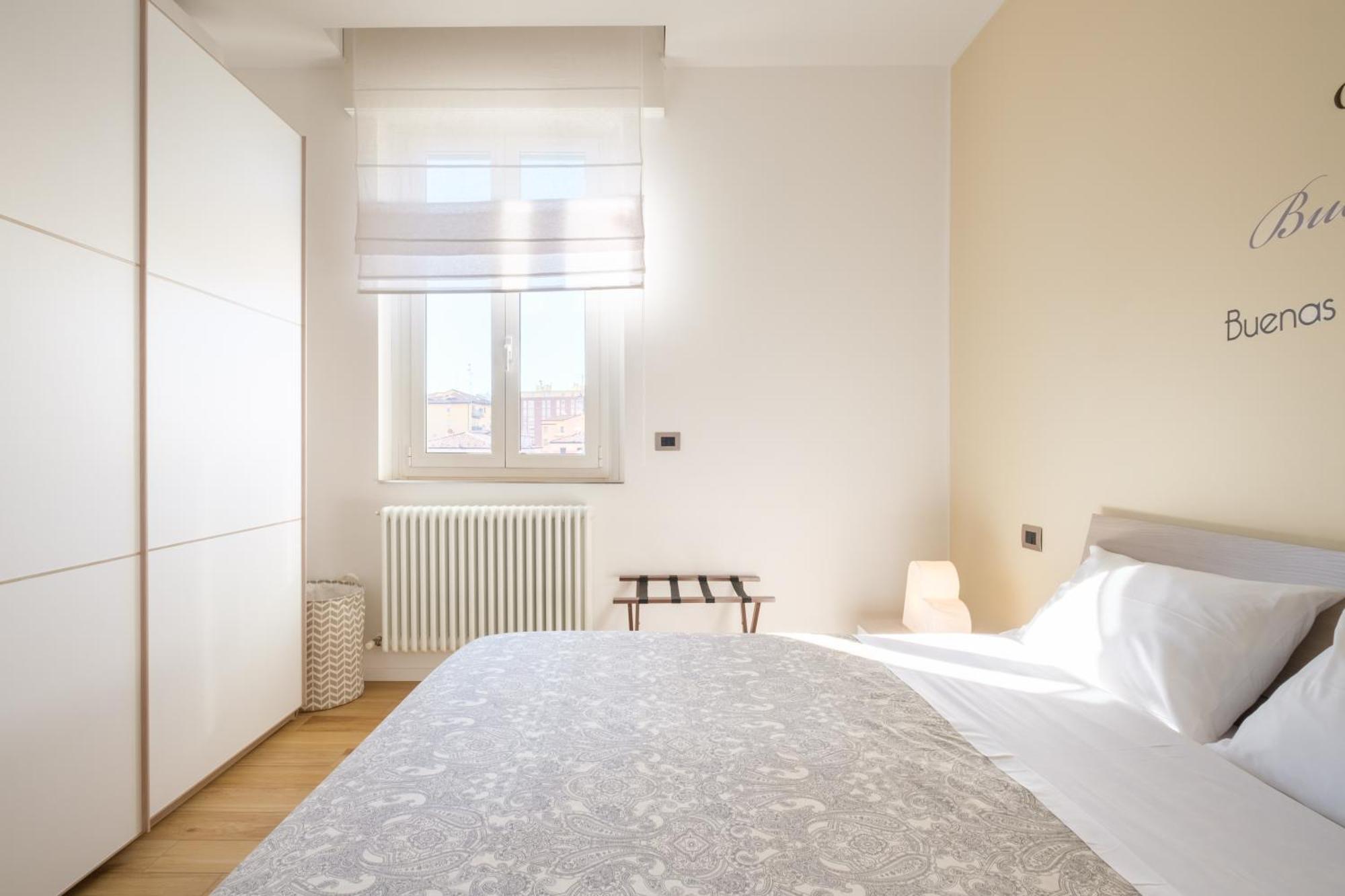 Scandellari Apartments - Stylish Stay For Two Guests Bolonha Exterior foto
