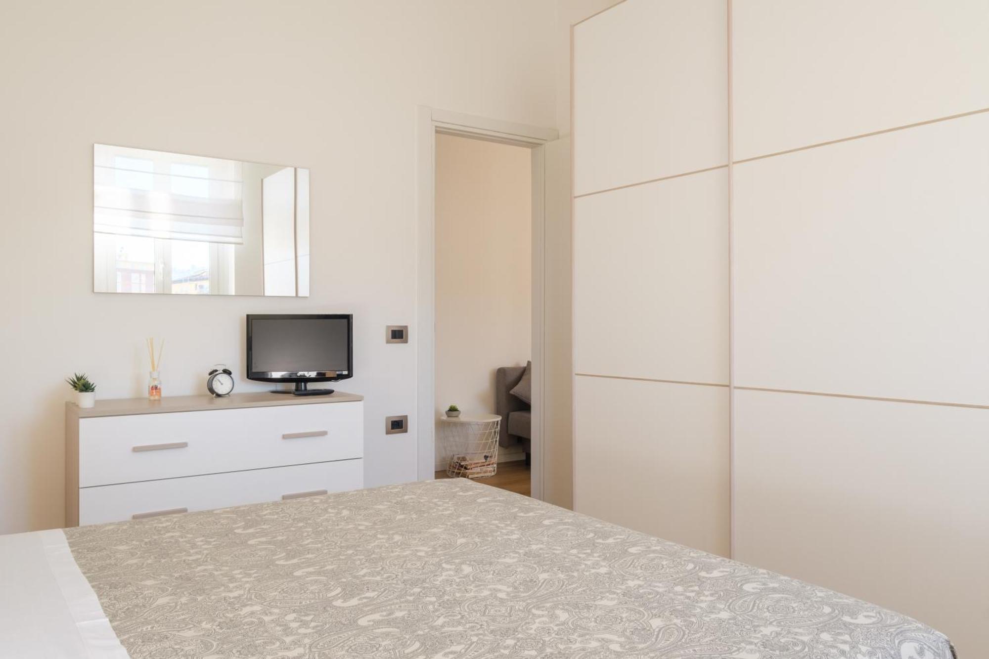 Scandellari Apartments - Stylish Stay For Two Guests Bolonha Exterior foto
